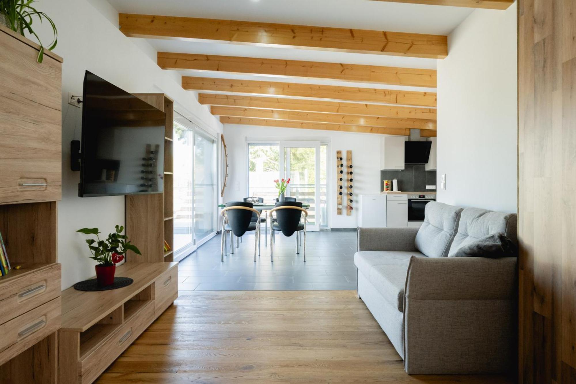 Ueber Dem Weingut Schueller Apartment *